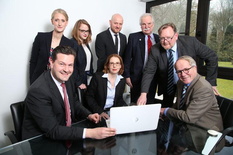 Rechtsanwalt Wolfgang R. Vogt Fachanwalt für Erbrecht KANZLEI Gesellschaftsrecht Rechtsanwalt Wolfgang R. Vogt Fachanwalt für Erbrecht KANZLEI Gesellschaftsrecht